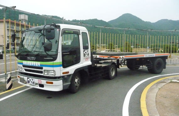 教習所で給付制度の利用で牽引と大特同時に取得の方は福知山からも歓迎です